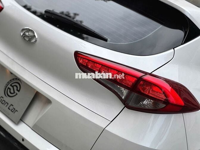 Hyundai Tucson 2018 2.0 ATH màu trắng 8v Chỉ 5xx