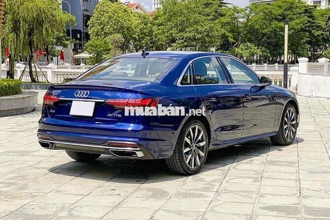Audi A4 40 TFSI 2023 biển SG nhập Đức lướt 15k km