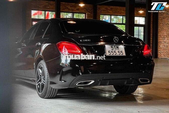 Mercedes C300 AMG đen nt đen sx2021 đi 38k km