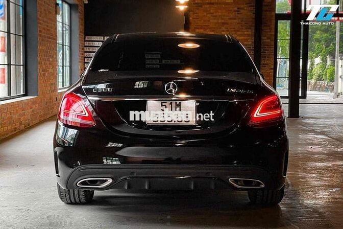 Mercedes C300 AMG đen nt đen sx2021 đi 38k km