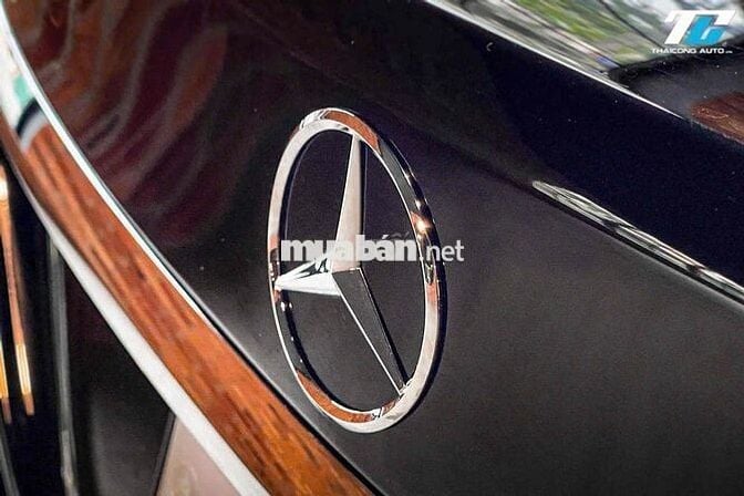 Mercedes C300 AMG đen nt đen sx2021 đi 38k km