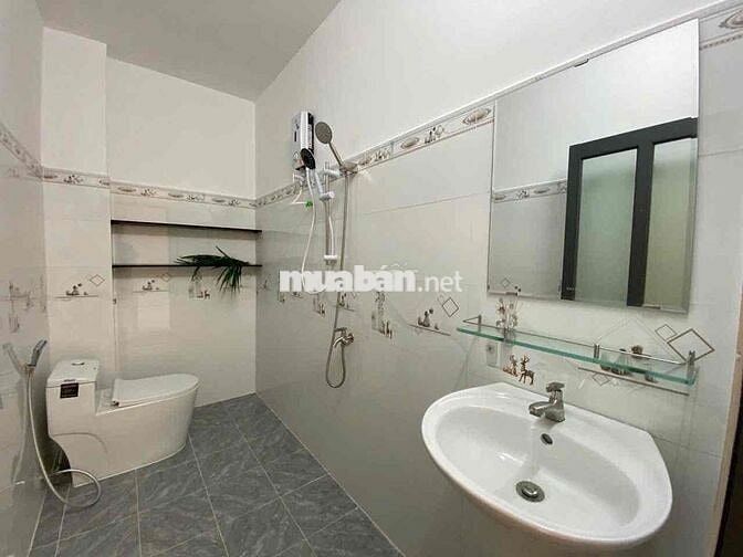 NHÀ TL15. TRỆT LỬNG 3PN 2WC. ĐƯỜNG 8M. XE HƠI ĐẬU CỬA