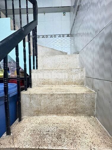 SÁT HẺM OTÔ - 2 LẦU ĐÚC - 31m2 Vuông vức - KO QH- CHỈ 3.15 TỶ