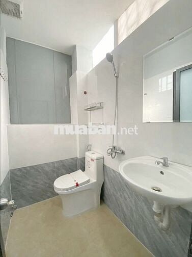 ĐẸP MỚI 100℅ PHÒNG DUPLEX THANG MÁY Q7