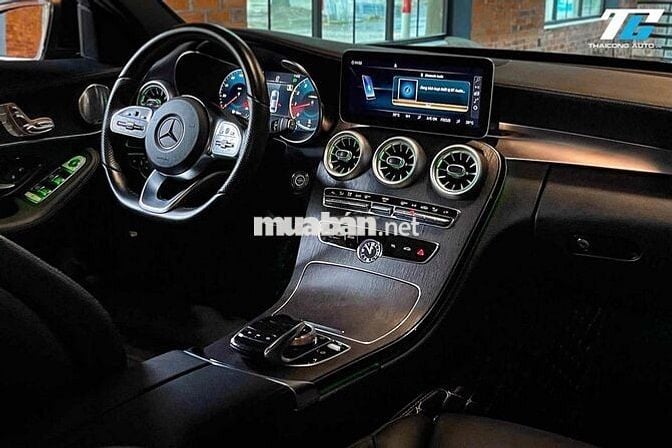 Mercedes C300 AMG đen nt đen sx2021 đi 38k km