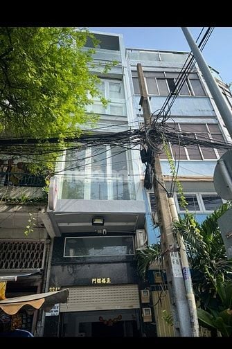 Nhà mặt tiền Hồng Bàng quận 5,giá rẻ như căn hộ