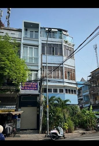 Nhà mặt tiền Hồng Bàng quận 5,giá rẻ như căn hộ