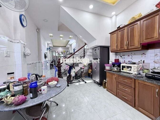 NHÀ MỚI ĐẸP LÊ QUANG ĐỊNH HẺM 4M LÁT GẠCH SẠCH ĐẸP•3 tầng 49m2 giá 8tỷ