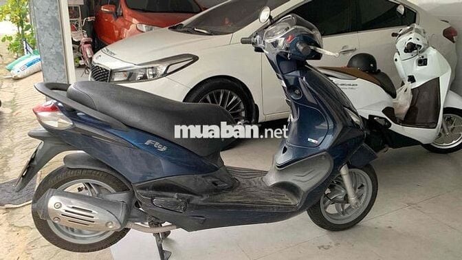 Piaggio Fly 125