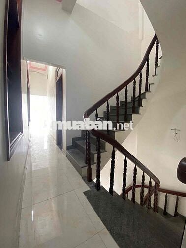 Cho thuê nhà MT 1T2L, Nguyễn Văn Tiên, P.Tân Phong, Biên Hoà