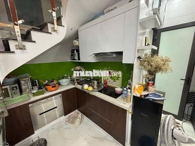 Bán nhà Trần Đại Nghĩa, mua 1 được 2, ở và cho thuê đỉnh, 60m2 8.5 tỷ