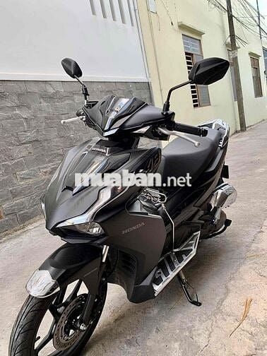Honda Air Blade 4v màu đen nhám