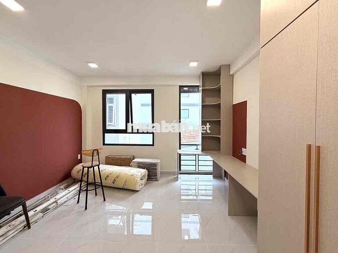 CHDV NGAY VINCOM PLAZA – HẺM XE HƠI NGUYỄN XÍ, P. BÌNH THẠNH – 4 TẦNG,