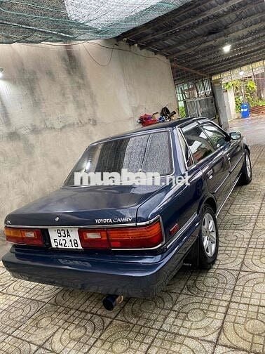 Toyota Camry 1988 chính chủ, máy số chất.