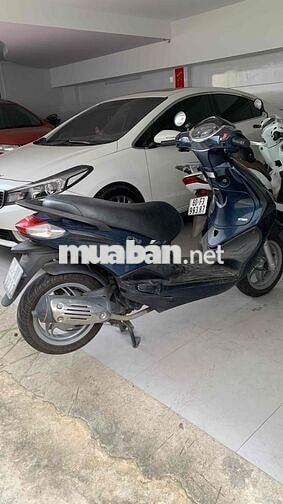 Piaggio Fly 125