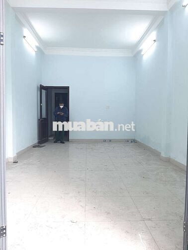 Cho thuê nhà a75 Bạch đằng, p2. Dt. 4x16m 1 t 1 lầu. 15tr