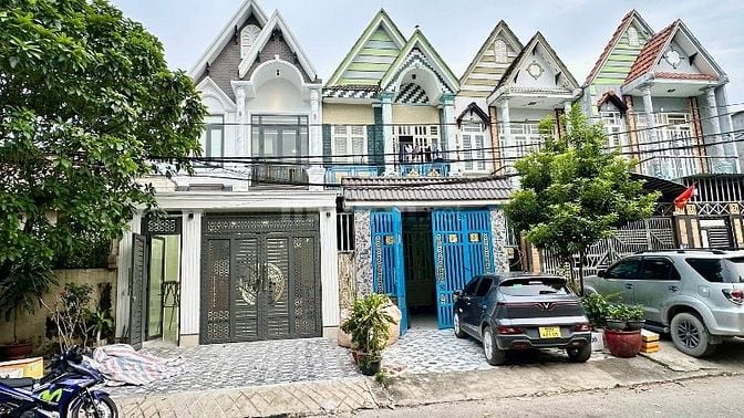 Bán Nhà 162m2, 4 phòng ngủ Sổ hồng riêng KDC Đại Hải