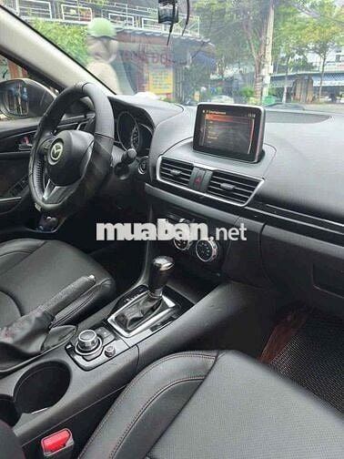 Mazda 3 2015 1.5 AT Hatchback - 80000 km