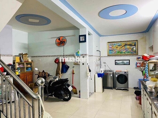 NHÀ 1LẦU MẶT TIỀN KINH DOANH Đ 3/2, GẦN CHỢ TRÀ CỔ, CHỢ QUẢNG BIÊN