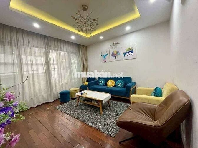 Bán nhà dân xây Ngọc Thuỵ, ôtô vào nhà, 68m x 4 tầng, giá chỉ 11,8 tỷ