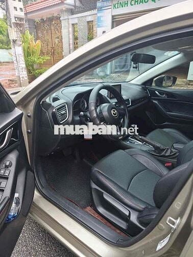 Mazda 3 2015 1.5 AT Hatchback - 80000 km