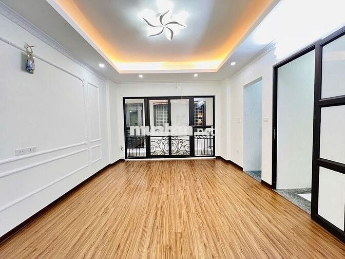 BÁN NHÀ ĐỀN LỪ - HOÀNG MAI: 35M², 5 TẦNG - OTO QUA CỔNG, GẦN HỒ! BÁN NHÀ ĐỀN LỪ - HOÀNG MAI: 35M², 5 TẦNG - OTO QUA CỔNG, GẦN HỒ!