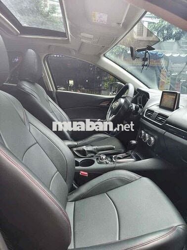 Mazda 3 2015 1.5 AT Hatchback - 80000 km