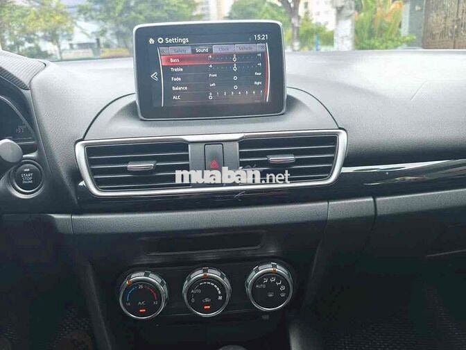 Mazda 3 2015 1.5 AT Hatchback - 80000 km