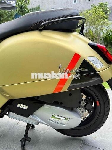 Vespa GTS Super Sport khoá Keyless mới chạy 300 km