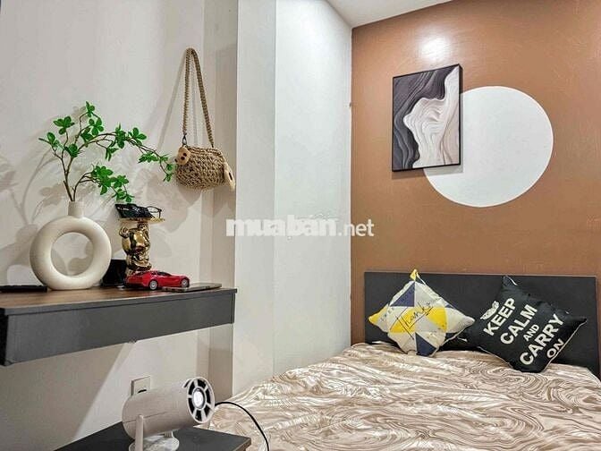 CHO THUÊ PHÒNG ĐẦY ĐỦ NỘI THẤT Ở TRỆT NGAY ĐƯỜNG CÁCH MẠNG THÁNG 8