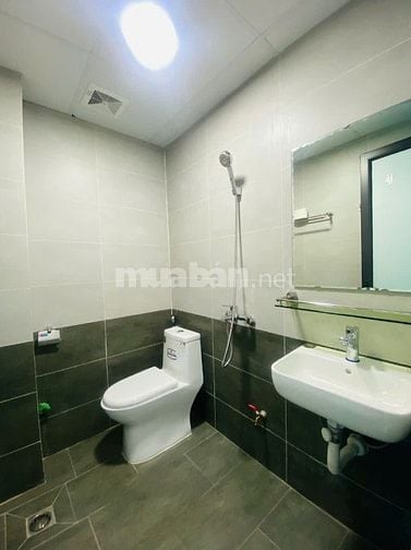 Nhà mới vẫn còn thơm mùi sơn khu nghĩa dũng