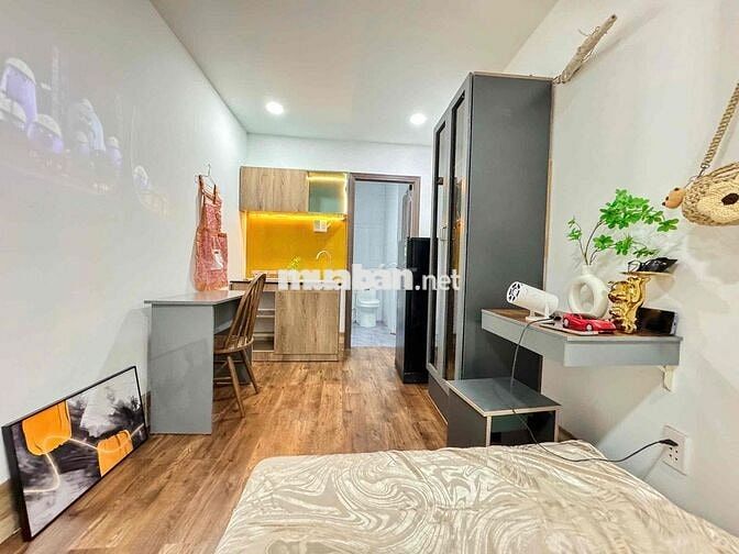 CHO THUÊ PHÒNG ĐẦY ĐỦ NỘI THẤT Ở TRỆT NGAY ĐƯỜNG CÁCH MẠNG THÁNG 8