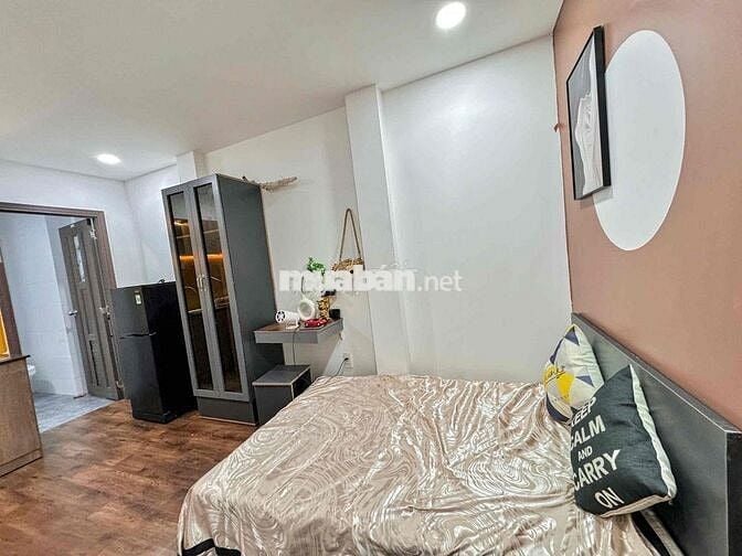 CHO THUÊ PHÒNG ĐẦY ĐỦ NỘI THẤT Ở TRỆT NGAY ĐƯỜNG CÁCH MẠNG THÁNG 8