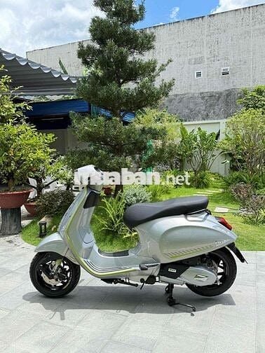 VespaSprint Tech 150cc 2025 mới lăn bánh 210 km