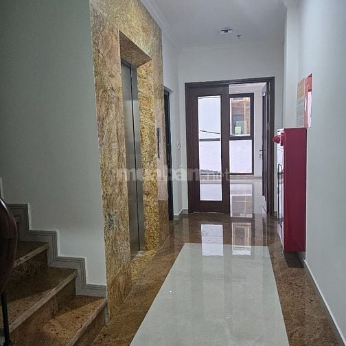 Bán Nhà 7 Tầng Thang Máy ,Phân Lô Đường 800A Ô Tô Vào. Giá 27.5 tỷ