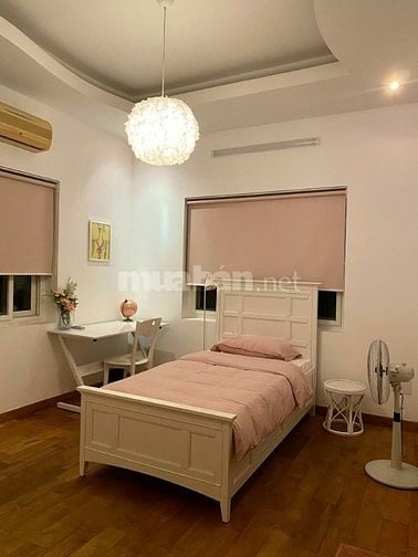 Chính chủ cho thuê Biệt Thự Nam Long 1 giá 100tr có hồ bơi 