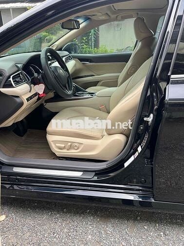 Toyota Camry 2020 2.5Q - 69000 km
