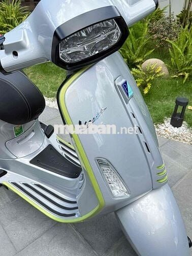 VespaSprint Tech 150cc 2025 mới lăn bánh 210 km