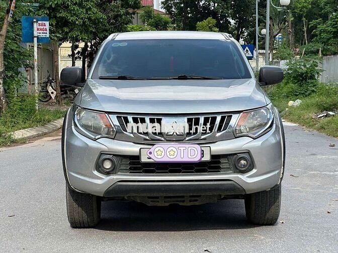 Mitsubishi Triton GLX 2015MT 4x2 xe đẹp k lỗi nhỏ