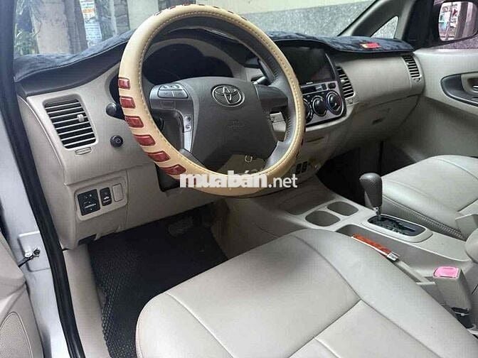 Toyota Innova 2016 số tự động