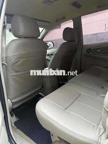 Toyota Innova 2016 số tự động