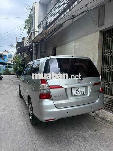 Toyota Innova 2016 số tự động