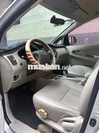 Toyota Innova 2016 số tự động