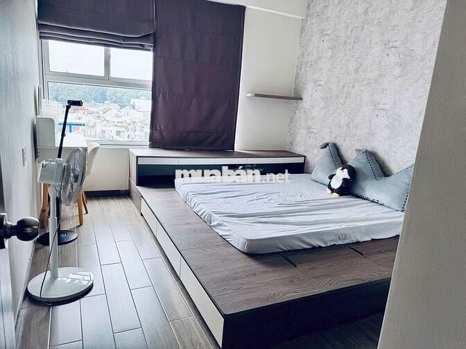 Cho thuê căn hộ 3PN Orchard Park View Phú Nhuận