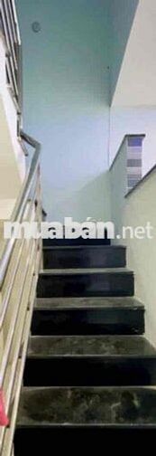cho thuê nhà nguyên căn hẻm ba gác nhà nở hậu