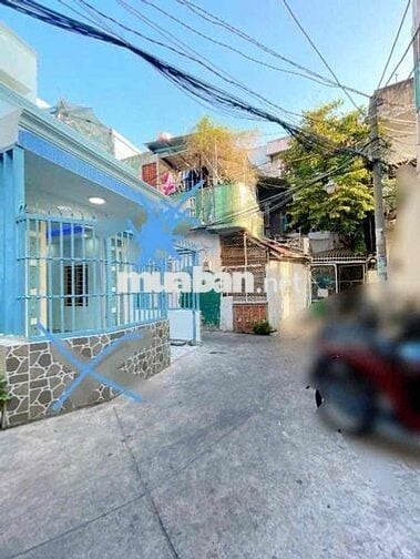 cho thuê nhà nguyên căn hẻm ba gác nhà nở hậu