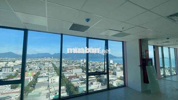 CHO THUÊ VĂN PHÒNG VIEW BIỂN CỰC ĐẸP , GIÁ RẺ NHẤT KHU VỰC