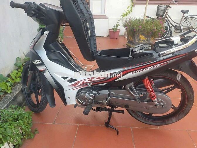 Mình cần bán chiếc Sirius như hình