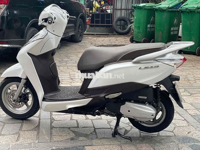Lead 125 2013 ngay chủ trả trước 12tr9 nhận xe