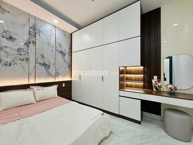 Bán nhà Bùi Đình Tuý, Bình Thạnh giá 3 Tỷ 750 / cho thuê 15 triệu 